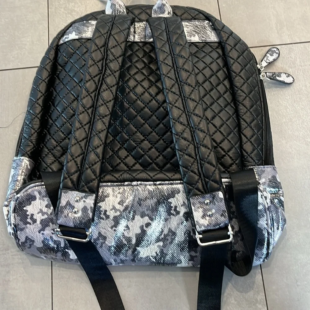NWT Bari Lynn Chic Accessories Backpack Black/Silver Camo w/ Black Quilted Puff